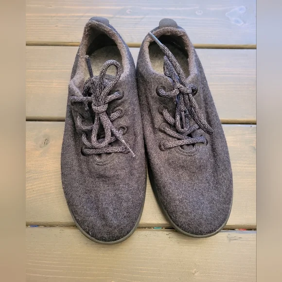 Allbirds wool runner size 8 - Picture 2 of 6